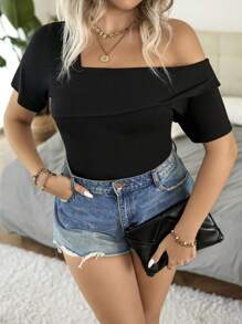 SHEIN Unity Plus Solid Asymmetrical Neck Tee