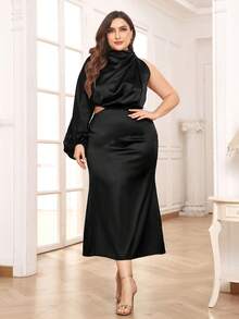 大碼優雅挖空 垂褶純色連衣裙