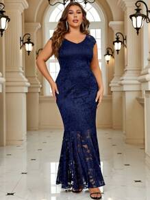 MIUSOL Plus Mermaid Hem Lace Dress - Navy Blue - View 1