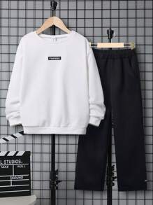 SHEIN Cậu bé Tween Thư được vá Áo len & quần - Đen và trắng - Xem 1