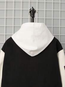 SHEIN Cậu bé Tween 1 Miếng Thư được vá Sọc trang trí Thả vai Áo khoác - Đen và trắng - Xem 4