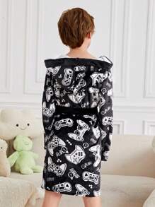 SHEIN Tween Boy 长款电子游戏图案连帽法兰绒睡衣（配腰带），秋季 (9)，冬季 (2)，黑色，白色 - 黑色 - 查看 4