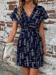 SHEIN LUNE 滿版印花蝙蝠袖連衣裙