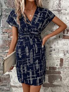 SHEIN LUNE 滿版印花蝙蝠袖連衣裙