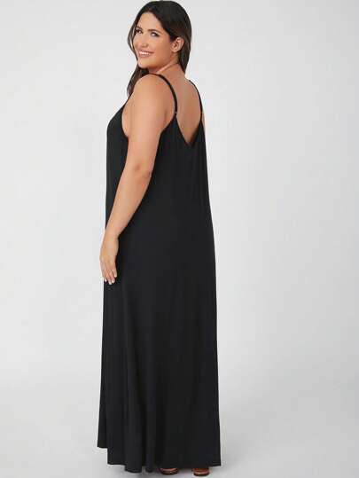 SHEIN BASICS 大碼1入組素色吊帶洋裝