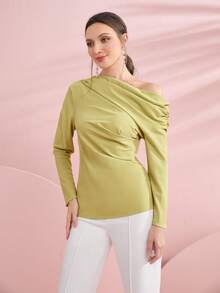 Modelyn 素色不對稱領褶邊襯衫 - 橄欖綠 - 查看 5