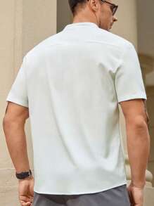 Manfinity Homme 男士大码半排扣襯衫 - 白色 - 查看 2