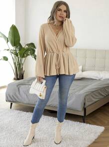 Calvaya Hơn Trang trí ren Nút phía trước Xoay eo Áo thun - Màu Khaki - Xem 8