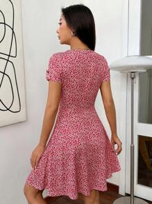 SHEIN Privé Ditsy Floral Print V Neck Dress - Red - View 2