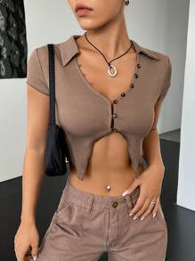 Muchica 前紐扣不對稱下擺短款T恤 - 摩卡棕 - 查看 6