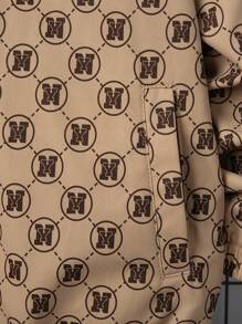 SHEIN 休閒貼布 口袋 拉鍊幾何 字母男童（大）夾克 - 咖啡棕 - 查看 9