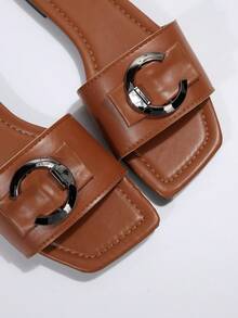 女式平底凉鞋，带 C 字母镂空露趾拖鞋，纯色沙滩装，夏季 - 棕色 - 查看 3