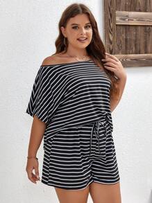 SHEIN LUNE 大碼條紋圖案蝙蝠袖T恤和短褲 - 黑與白 - 查看 6