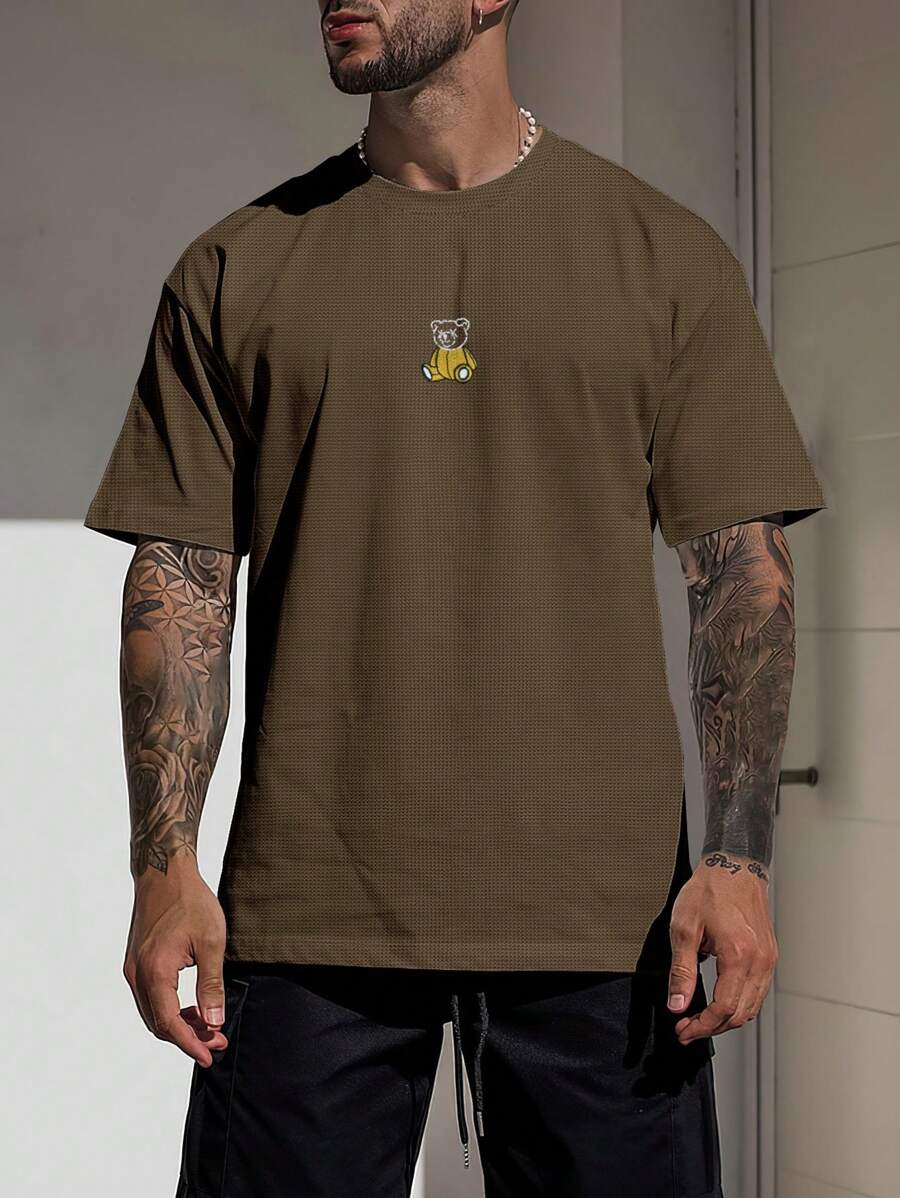 Manfinity Hypemode 男士大码小熊印花T恤 - 棕色 - 查看 1