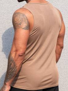 Manfinity LEGND Men Letter Graphic Tank Top - Khaki - View 2