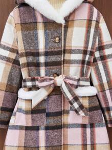SHEIN 女小童1入組格紋印花毛茸邊連帽腰帶花呢外套無毛衣 - 彩色 - 查看 4