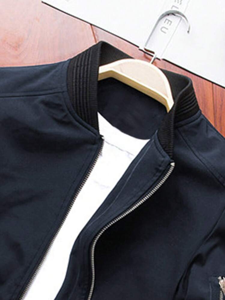 Manfinity Homme Hombres Cazadora tipo bomber con cremallera sin camiseta - Azul Marino - Añade 4