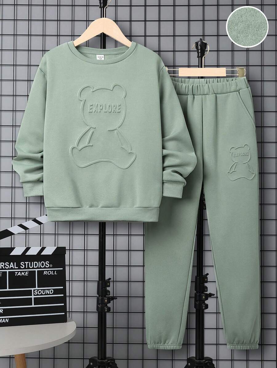 SHEIN 男大童熊和字母圖案保暖套頭衫和運動褲 - 薄荷綠 - 查看 1