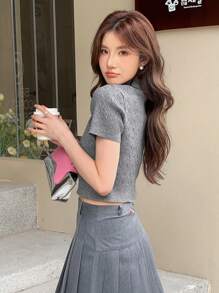 DAZY Polo領丘比特刺繡針織上衣 - 灰色 - 查看 2