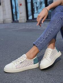 Women's Fine Quality Fashionable Breathable Hollow Lace Casual Shoes, Comfortable Lightweight Sneakers, Flat Shoes - Beige - View 7