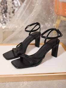 方形高跟綁帶涼鞋&極簡風格粗跟踝帶平底涼鞋 - 黑色 - 查看 3