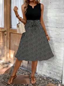 SHEIN LUNE 圖案印花缺口領繫腰帶洋裝 - 黑與白 - 查看 4