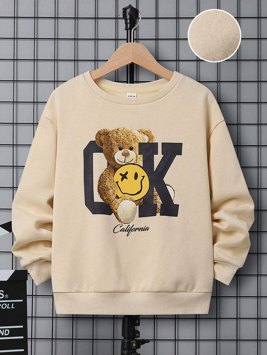 SHEIN 男大童熊和字母圖案落肩袖套頭衫 - 杏色 - 查看 1