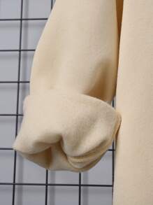 SHEIN 男大童熊和字母圖案落肩袖套頭衫 - 杏色 - 查看 7