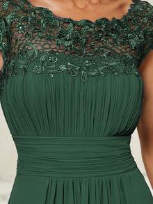 EVERPRETTY Guipure Lace Insert Ruched Chiffon Bridesmaid Dress - Dark Green - View 5