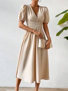 SHEIN Privé 深V領泡泡袖A字連衣裙 - 杏色 - 查看 4