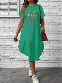 SHEIN LUNE Plus Slogan Graphic Curved Hem Tee Dress - Green - View 1