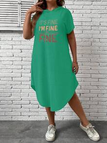 SHEIN LUNE Plus Slogan Graphic Curved Hem Tee Dress - Green - View 3