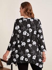 EMERY ROSE Plus Floral Print Asymmetrical Hem Tee - Black and White - View 2