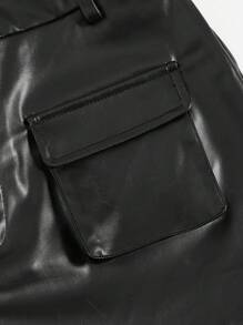 SHEIN Essnce 翻蓋口袋PU皮革短褲 - 黑色 - 查看 5