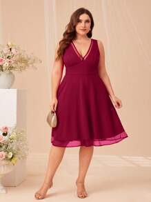 SHEIN Belle Burgundy Red Plus V Neck Mesh Overlay Dress - Burgundy - View 5