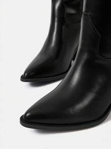 SheIn SXY 女性鏈條裝飾側邊拉鏈粗跟時尚靴子,龐克黑色及膝長靴