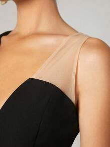 Maija Vai không đối xứng Khối màu Áo liền quần - màu đen - Xem 3