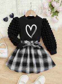 SHEIN Áo thun in hình trái tim cho bé gái & chân váy kẻ caro thắt lưng chân váy kẻ caro váy đen trắng cho bé gái - Đen và trắng - Xem 7
