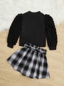 SHEIN Áo thun in hình trái tim cho bé gái & chân váy kẻ caro thắt lưng chân váy kẻ caro váy đen trắng cho bé gái - Đen và trắng - Xem 3