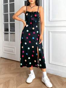 Soleia In hoa Nút phía trước Tách đùi Váy Dây - màu đen - Xem 4