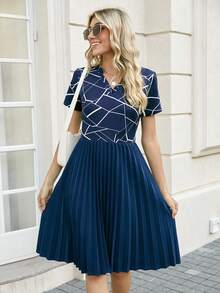 Geo Print Pleated Hem Dress - Navy Blue - View 3