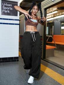 街翻蓋口袋腰部抽繩降落傘工裝牛仔褲 - 黑色 - 查看 6