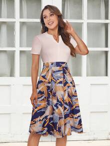 Graphic Print Hidden Pocket Pleated Detail Dress - Beige - View 4