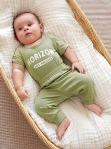 Cozy Pixies 新生兒字母圖案連體衣和運動褲睡衣套裝 - 青檸色 - 查看 6