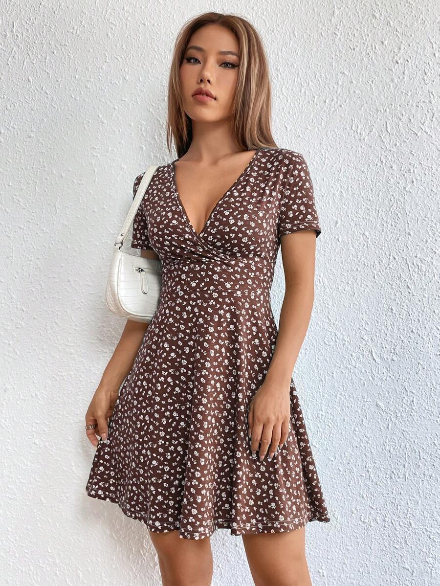 SHEIN EZwear Women Spring/Summer Elegant Wrap Heart Polka Dot Print V-Neck Short Sleeve Dress