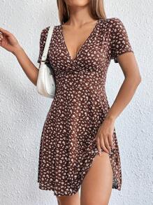 SHEIN EZwear Women Spring/Summer Elegant Wrap Heart Polka Dot Print V-Neck Short Sleeve Dress