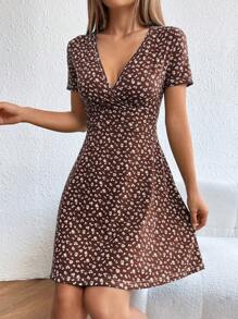 SHEIN EZwear Women Spring/Summer Elegant Wrap Heart Polka Dot Print V-Neck Short Sleeve Dress