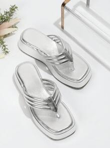 Women's Metallic Style Slip-on Thick Platform Flip Flops, Simple Silver Color Pu Beach Sandals And Home Slippers - Silver - View 3