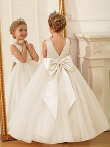 Sleeveless Young Girl's Long Party Dress With Bow And Mesh Decorations