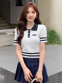 DAZY Sọc trang trí Chi tiết Patched thư Cổ Polo Áo đan Crop - trắng - Xem 4